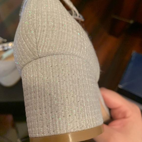 Badgley Mischa Block Heeled Sandals, size 6 - Picture 6 of 13